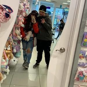 Meet your Posher, Dustin